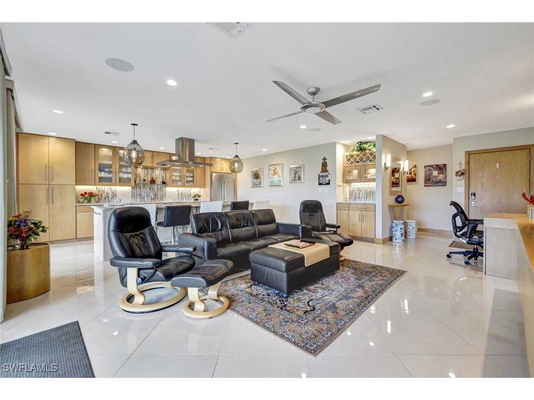 7105 Quail Run Court W #4 Fort Myers FL 33908 225058037 image1