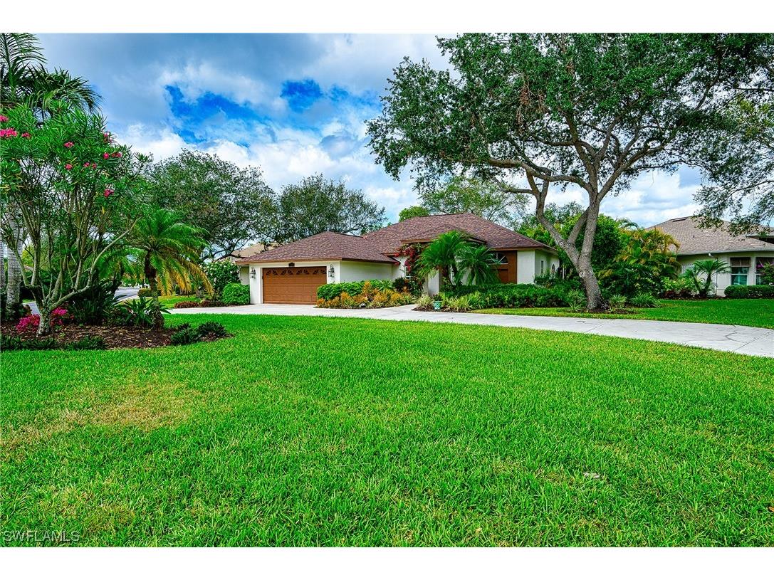 7106 Lone Oak Boulevard Naples FL 34109 223016402 image1