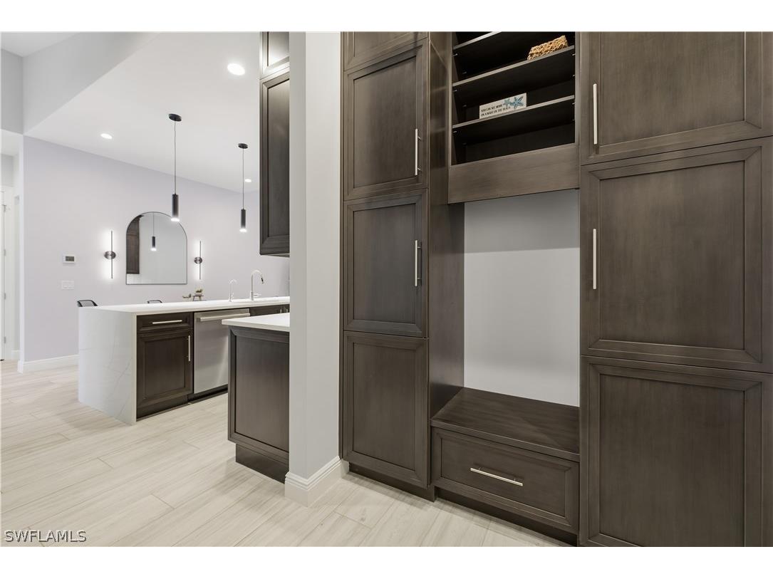 711 91st Avenue N Naples FL 34108 226012215 image21