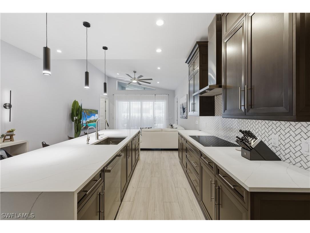 711 91st Avenue N Naples FL 34108 226012215 image5