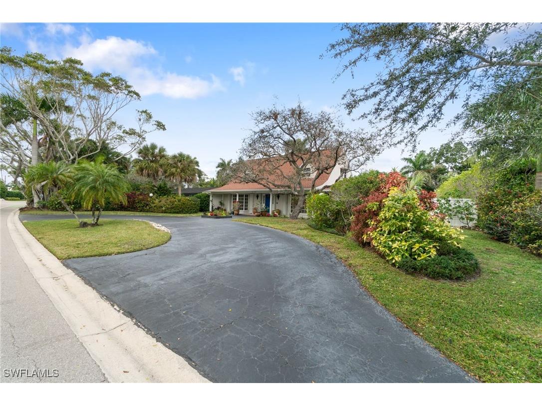 711 Banyan Boulevard Naples FL 34102 225005648 image6