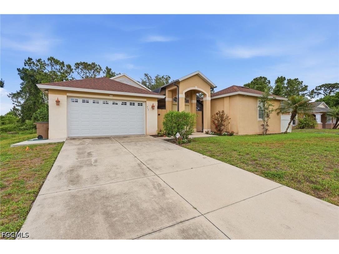 711 Crestline Avenue S Lehigh Acres FL 33974 2026022148 image1