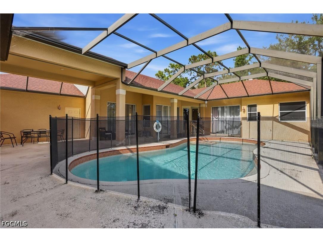 711 Crestline Avenue S Lehigh Acres FL 33974 2026022148 image2