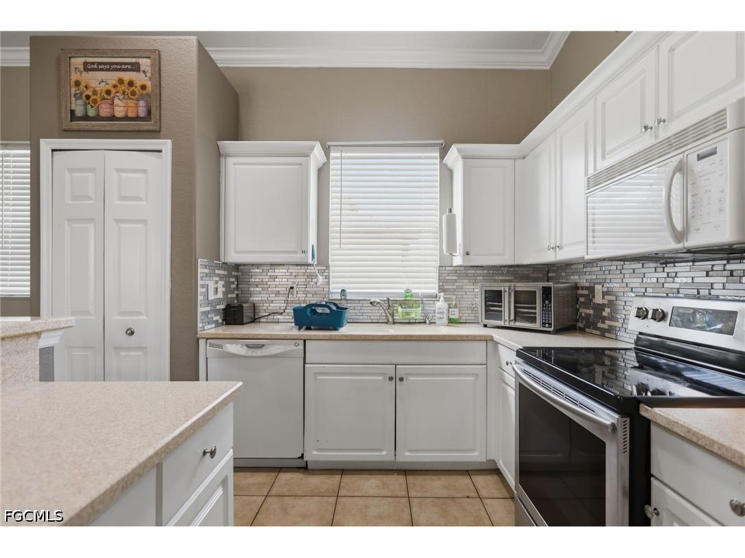 711 Crestline Avenue S Lehigh Acres FL 33974 2026022148 image9