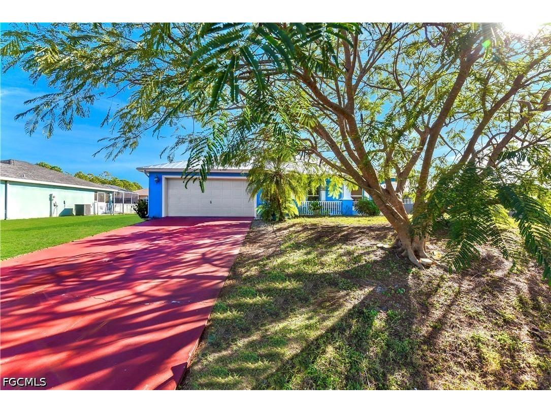 711 Downer Avenue S Lehigh Acres FL 33974 2026018951 image1