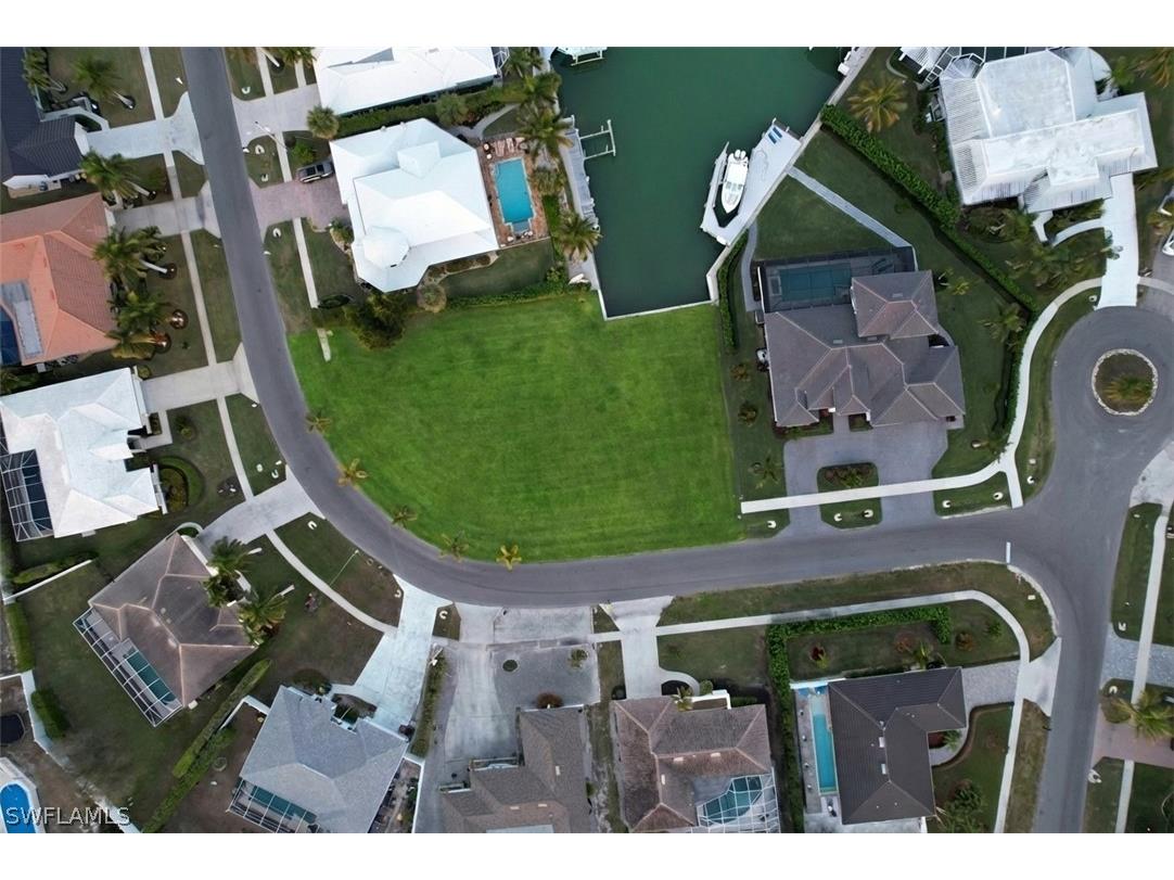 711 Fairlawn Court Marco Island FL 34145 226007991 image3