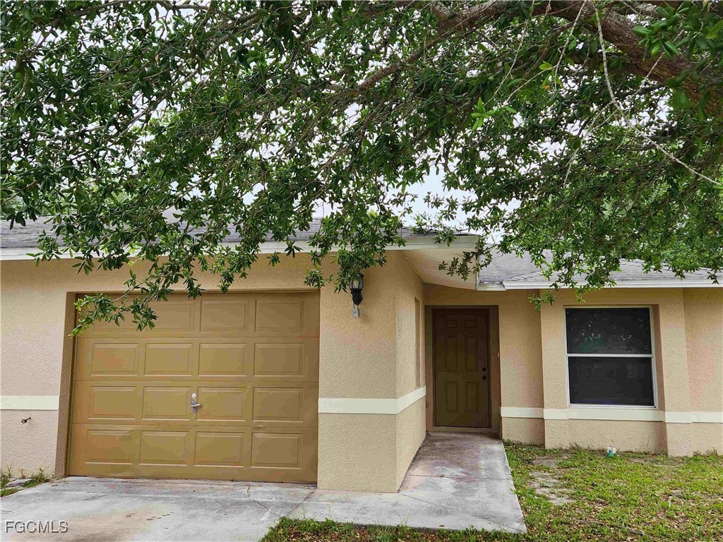 711 Jack Avenue S Lehigh Acres FL 33973 2026006551 image2