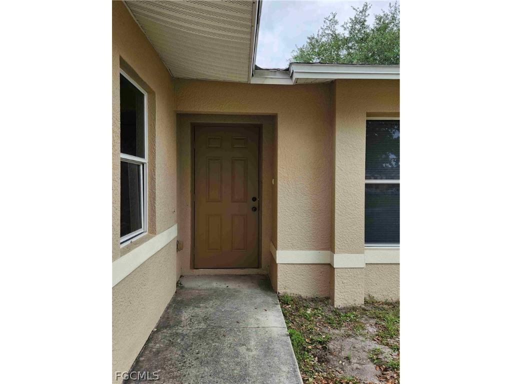 711 Jack Avenue S Lehigh Acres FL 33973 2026006551 image3