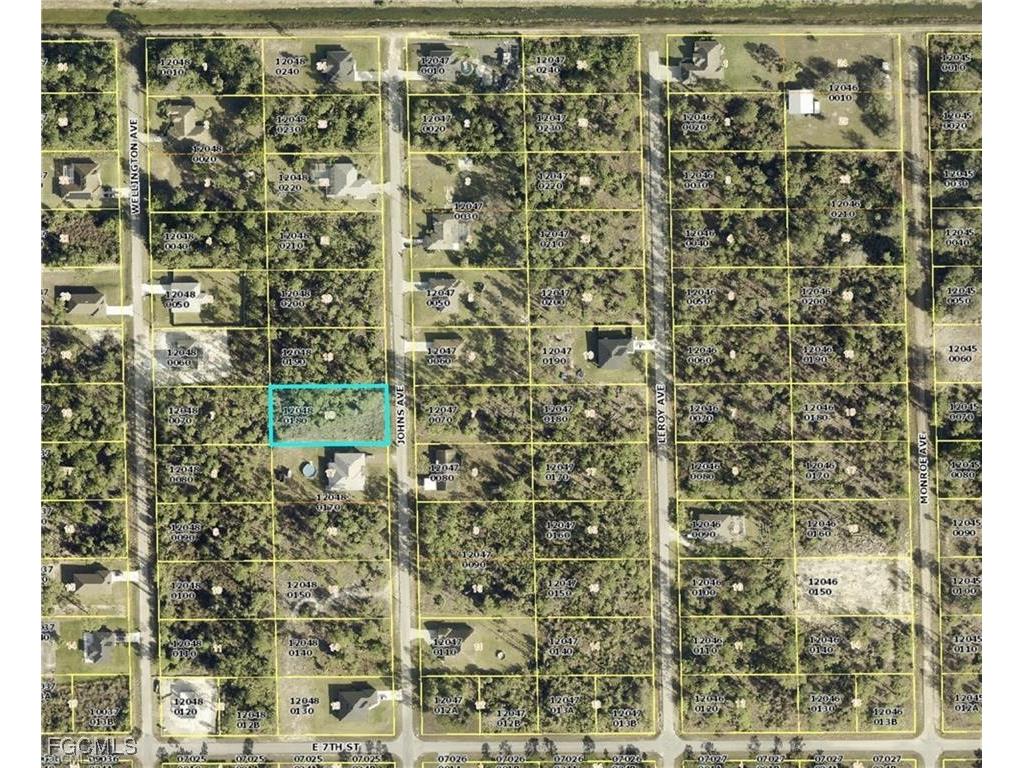 711 Johns Avenue Lehigh Acres FL 33972 2025009805 image2