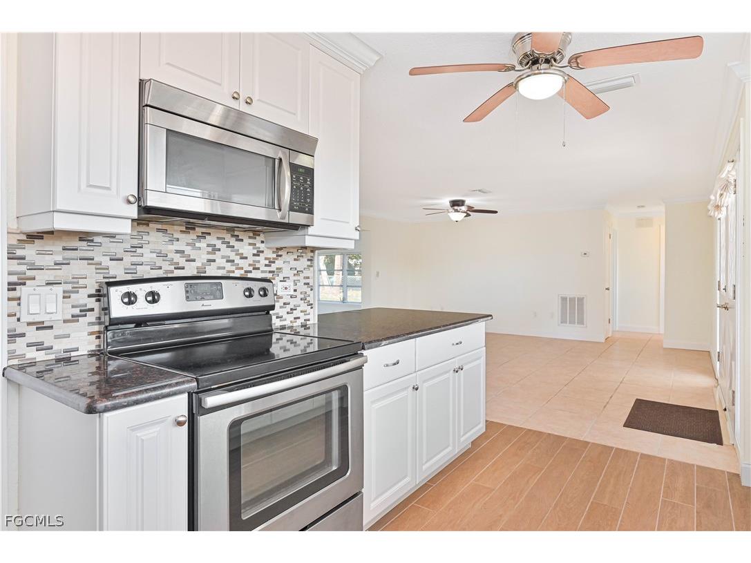 711 Monterey Avenue Cape Coral FL 33904 2026009652 image17