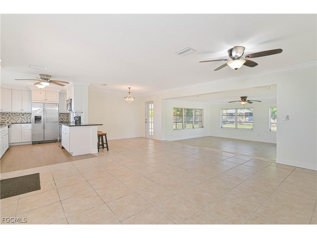 711 Monterey Avenue Cape Coral FL 33904 2026009652 image9