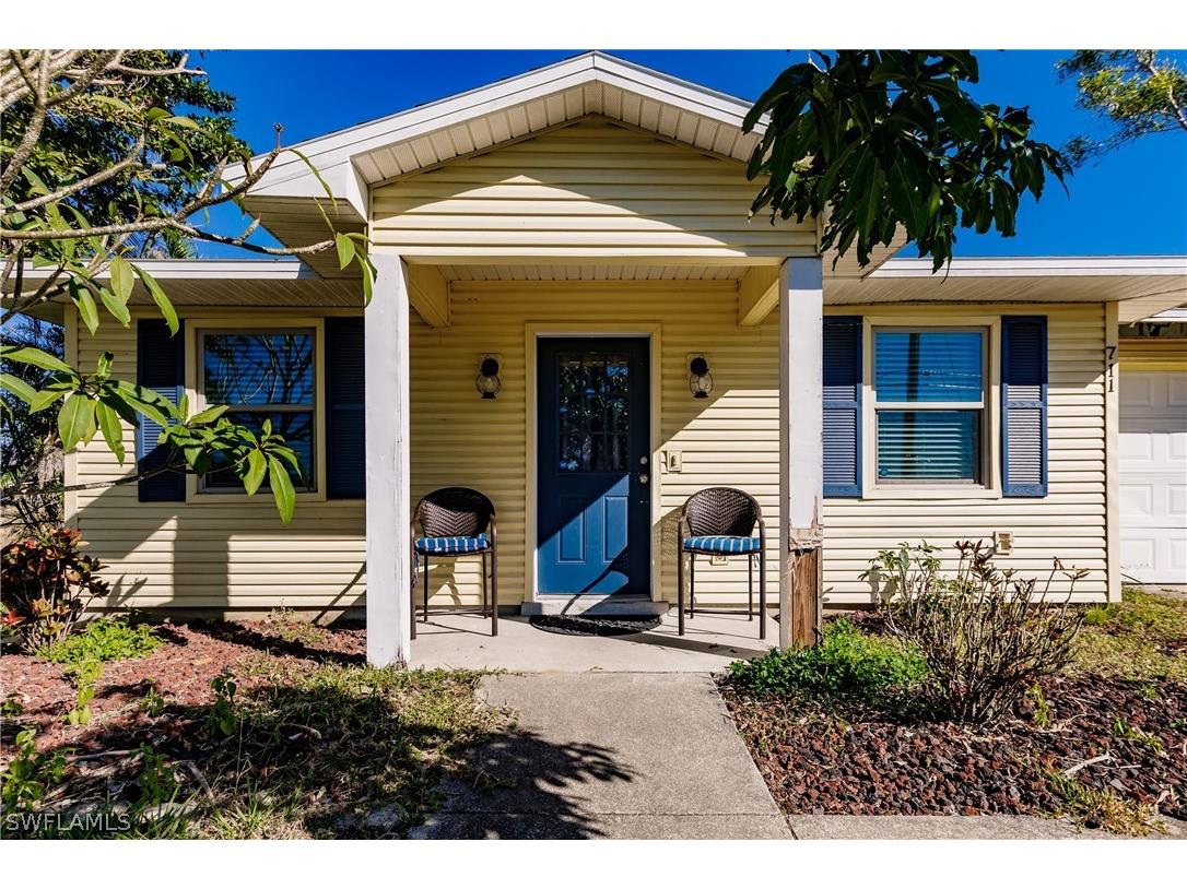 711 NE 15th Terrace Cape Coral FL 33909 223004473 image1