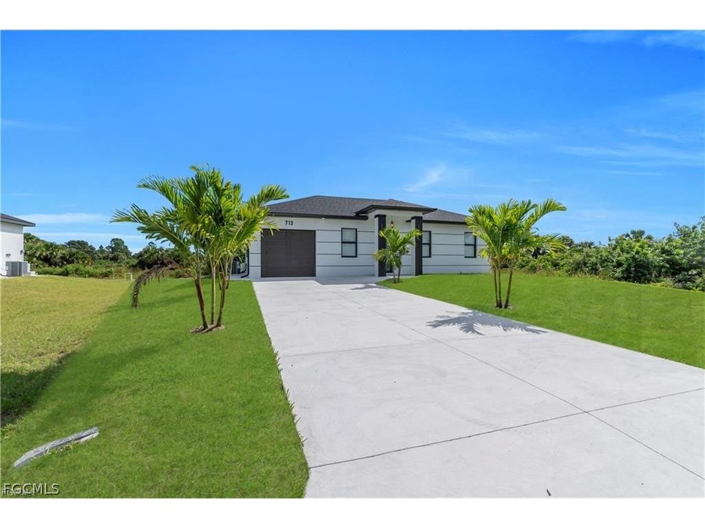 711 Roma Avenue S Lehigh Acres FL 33974 2026006684 image3