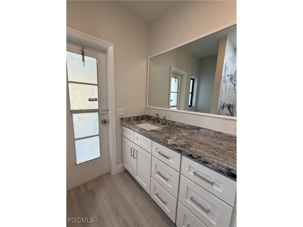 711 SE 33rd Terrace Cape Coral FL 33904 2025022244 image34