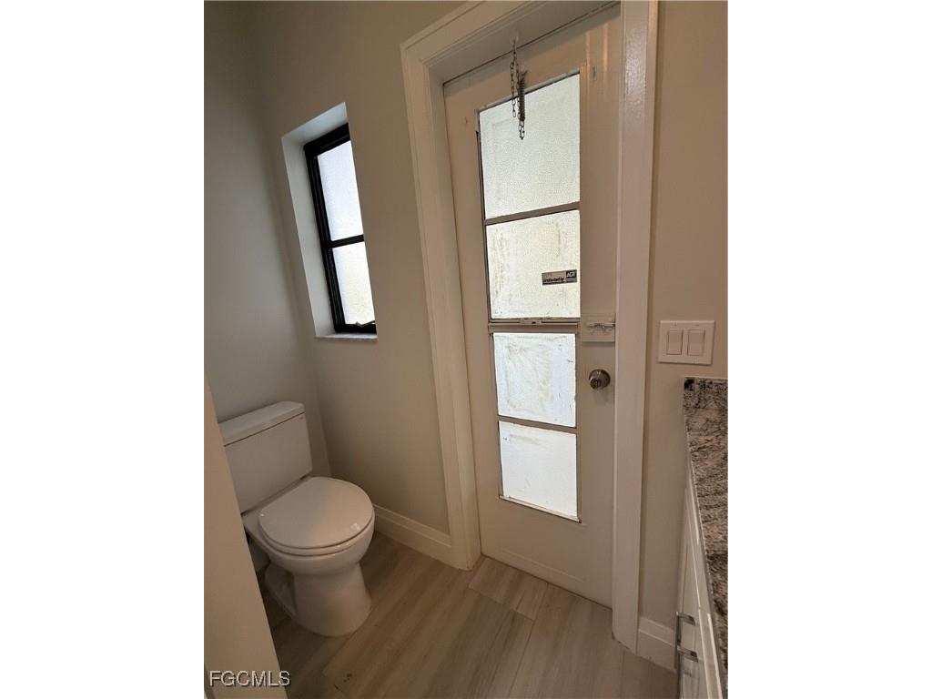 711 SE 33rd Terrace Cape Coral FL 33904 2025022244 image35