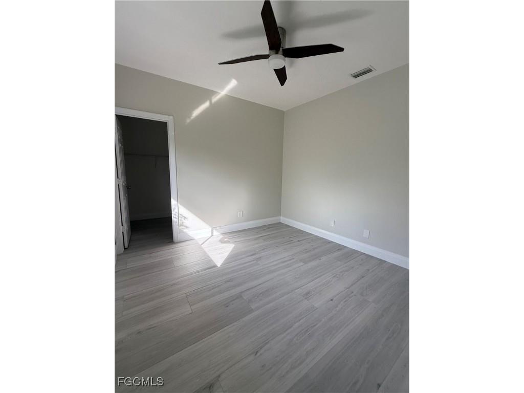 711 SE 33rd Terrace Cape Coral FL 33904 2025022244 image37