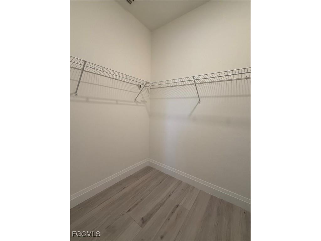 711 SE 33rd Terrace Cape Coral FL 33904 2025022244 image41