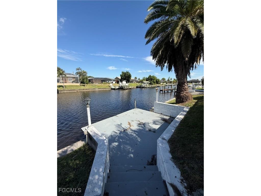 711 SE 33rd Terrace Cape Coral FL 33904 2025022244 image49