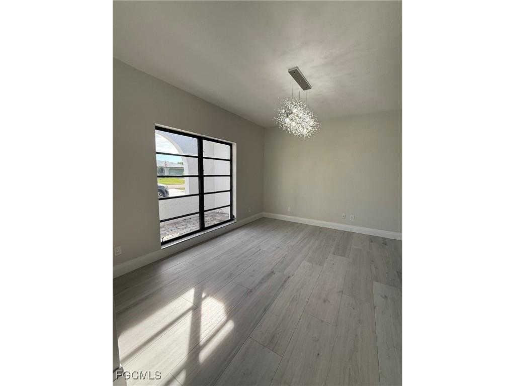 711 SE 33rd Terrace Cape Coral FL 33904 2025022244 image7