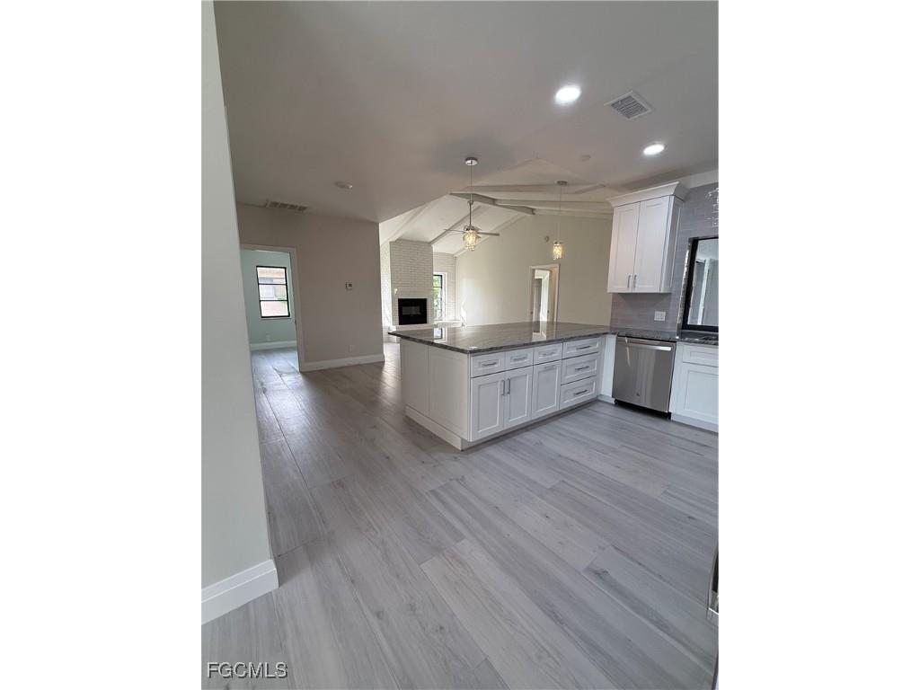 711 SE 33rd Terrace Cape Coral FL 33904 2025022244 image9