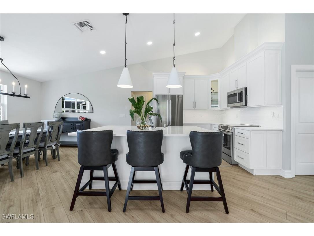 711 Tigertail Court Marco Island FL 34145 225083459 image1