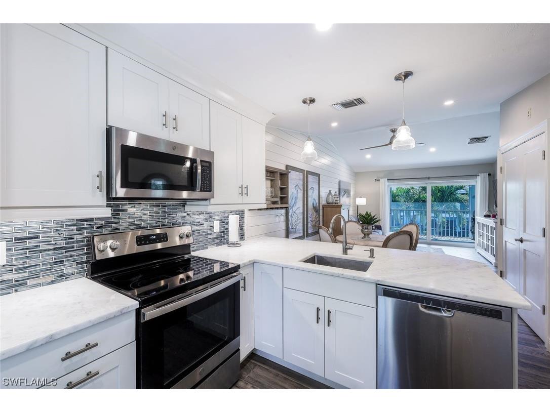 711 W Elkcam Circle #123 Marco Island FL 34145 224017130 image1