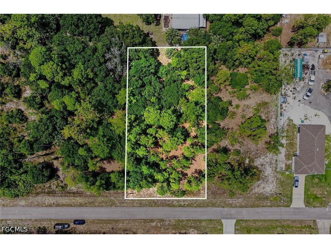 711 Wellington Avenue Lehigh Acres FL 33972 2026017215 image2