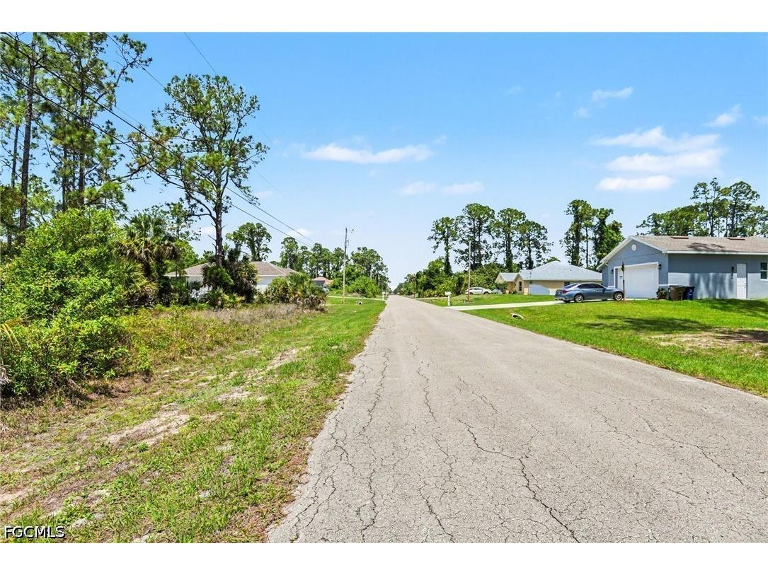 711 Wellington Avenue Lehigh Acres FL 33972 2026017215 image7