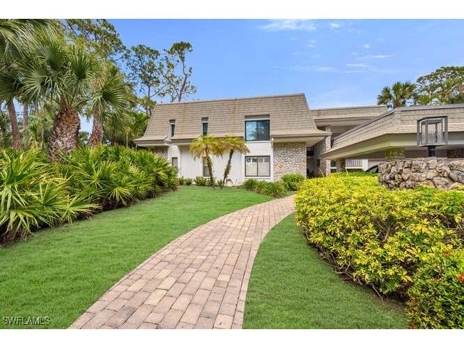711 Wildwood Lane #711 Naples FL 34105 225027809 image1