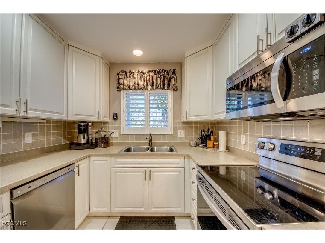 7116 Blanquilla Court #220 Fort Myers FL 33908 2026000379 image18