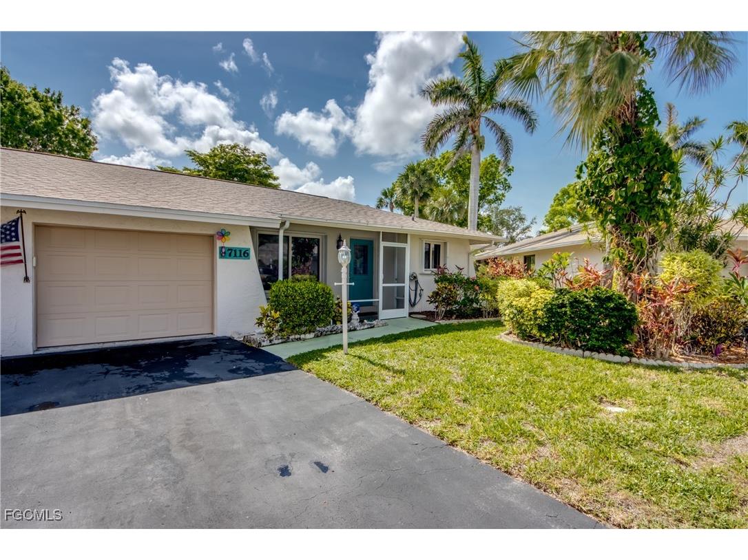 7116 Blanquilla Court #220 Fort Myers FL 33908 2026000379 image2