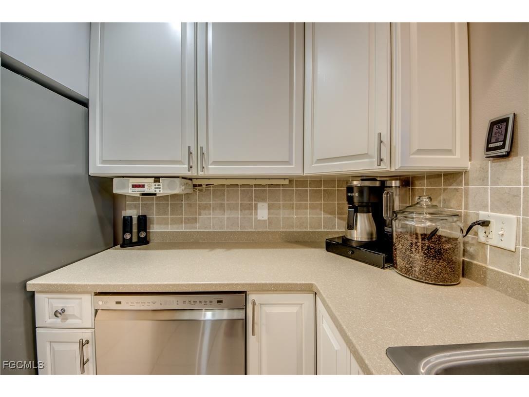 7116 Blanquilla Court #220 Fort Myers FL 33908 2026000379 image21