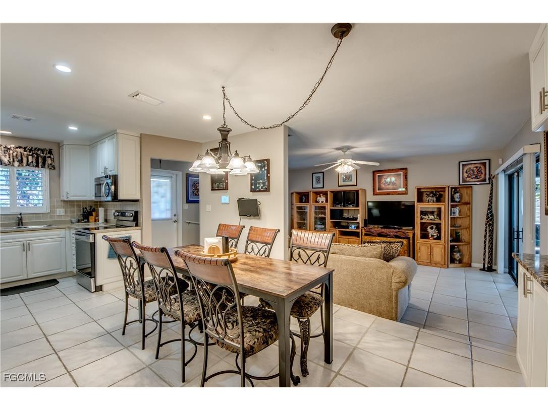 7116 Blanquilla Court #220 Fort Myers FL 33908 2026000379 image5