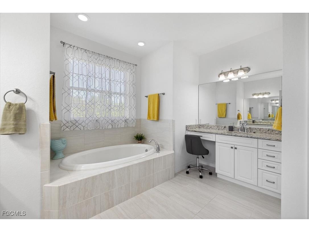 7116 Quigley Street Englewood FL 34224 2025017026 image10