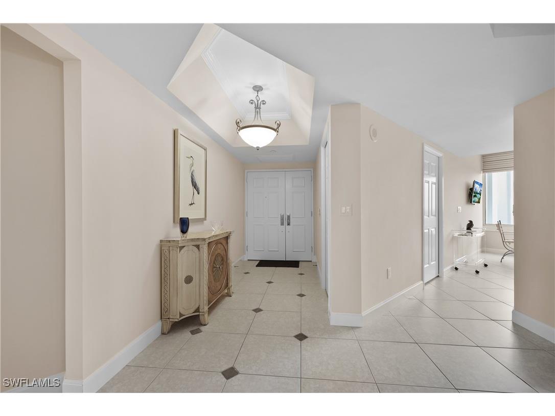 7117 Pelican Bay Boulevard #1101 Naples FL 34108 225073987 image3