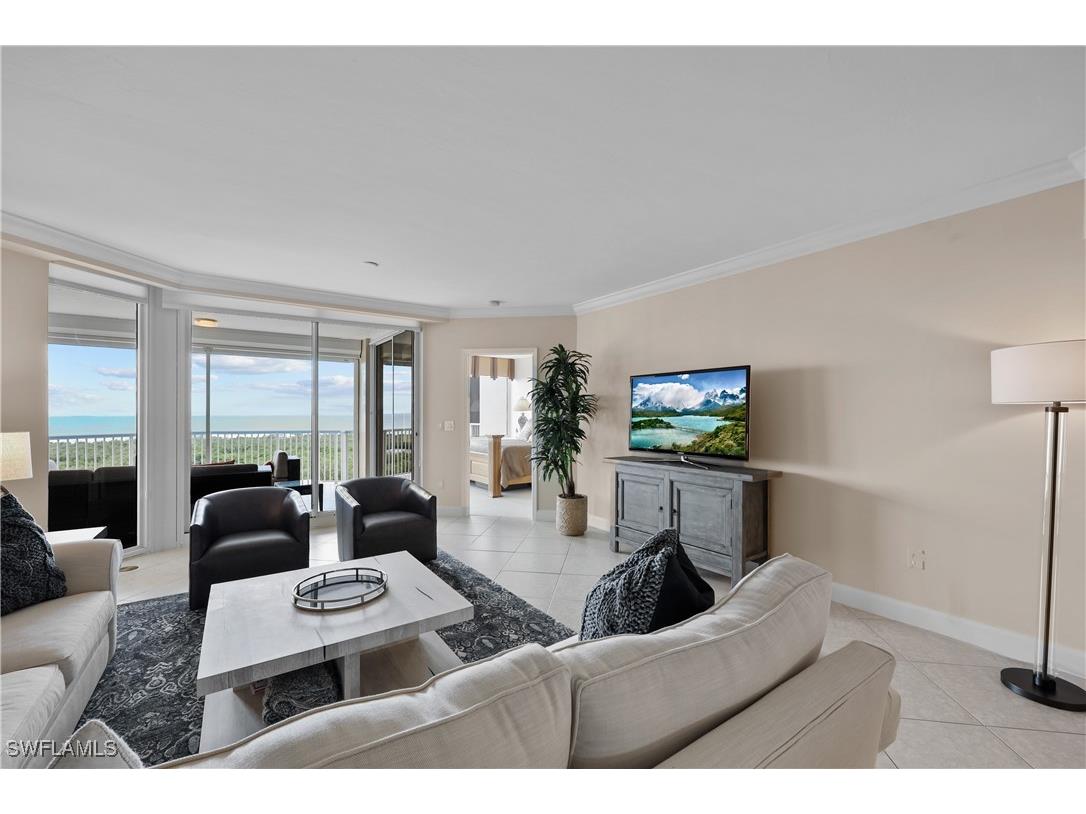 7117 Pelican Bay Boulevard #1101 Naples FL 34108 225073987 image5