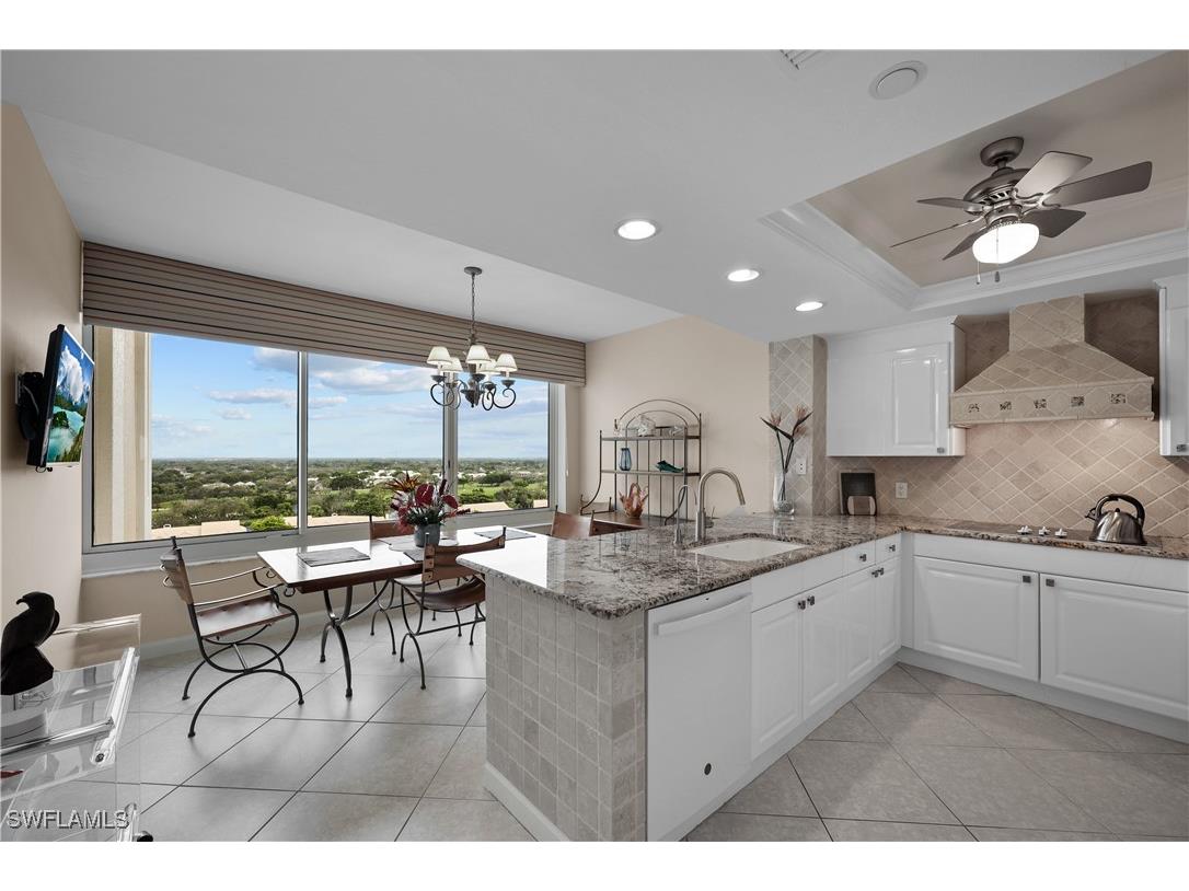 7117 Pelican Bay Boulevard #1101 Naples FL 34108 225073987 image7