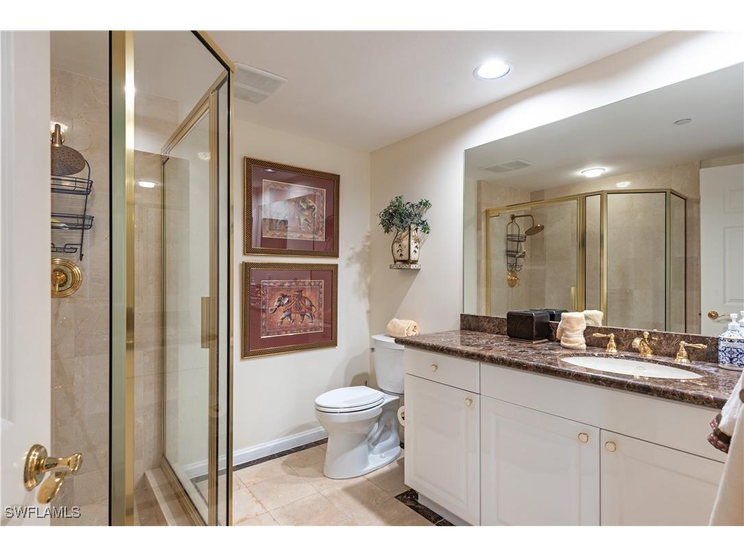 7117 Pelican Bay Boulevard #1806 Naples FL 34108 225081649 image10