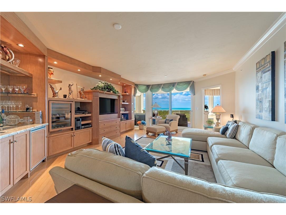 7117 Pelican Bay Boulevard #701 Naples FL 34108 226010572 image3