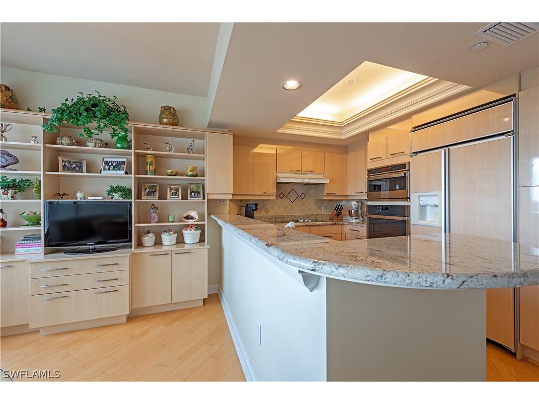 7117 Pelican Bay Boulevard #701 Naples FL 34108 226010572 image6