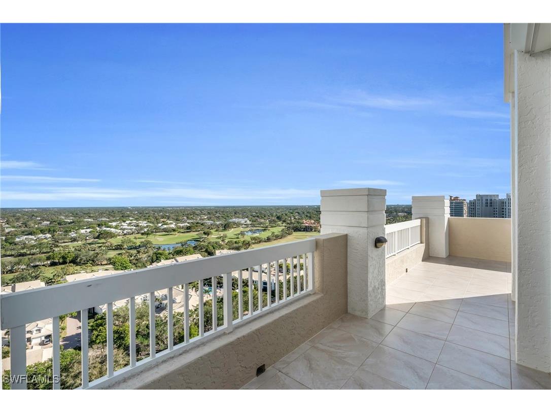 7117 Pelican Bay Boulevard #PH-16 Naples FL 34108 225060671 image38