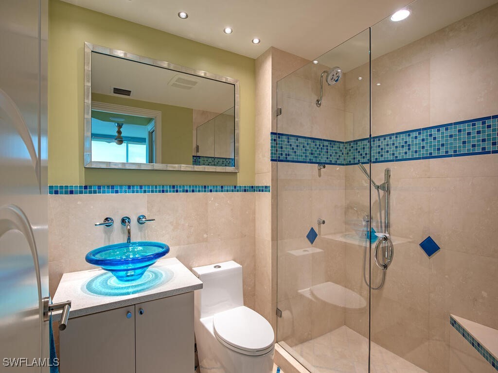 7117 Pelican Bay Blvd #507 Naples FL 34108 225069746 image10