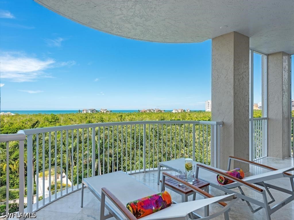 7117 Pelican Bay Blvd #507 Naples FL 34108 226023124 image1