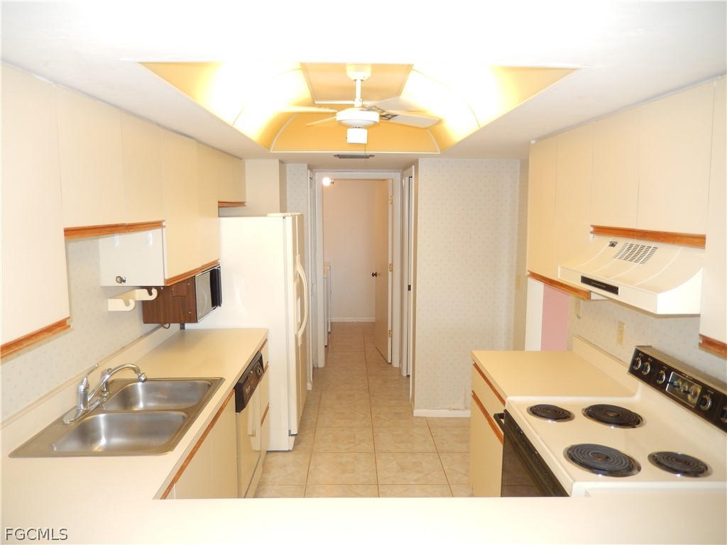 7119 Lakeridge View Court #403 Fort Myers FL 33907 2026010910 image12