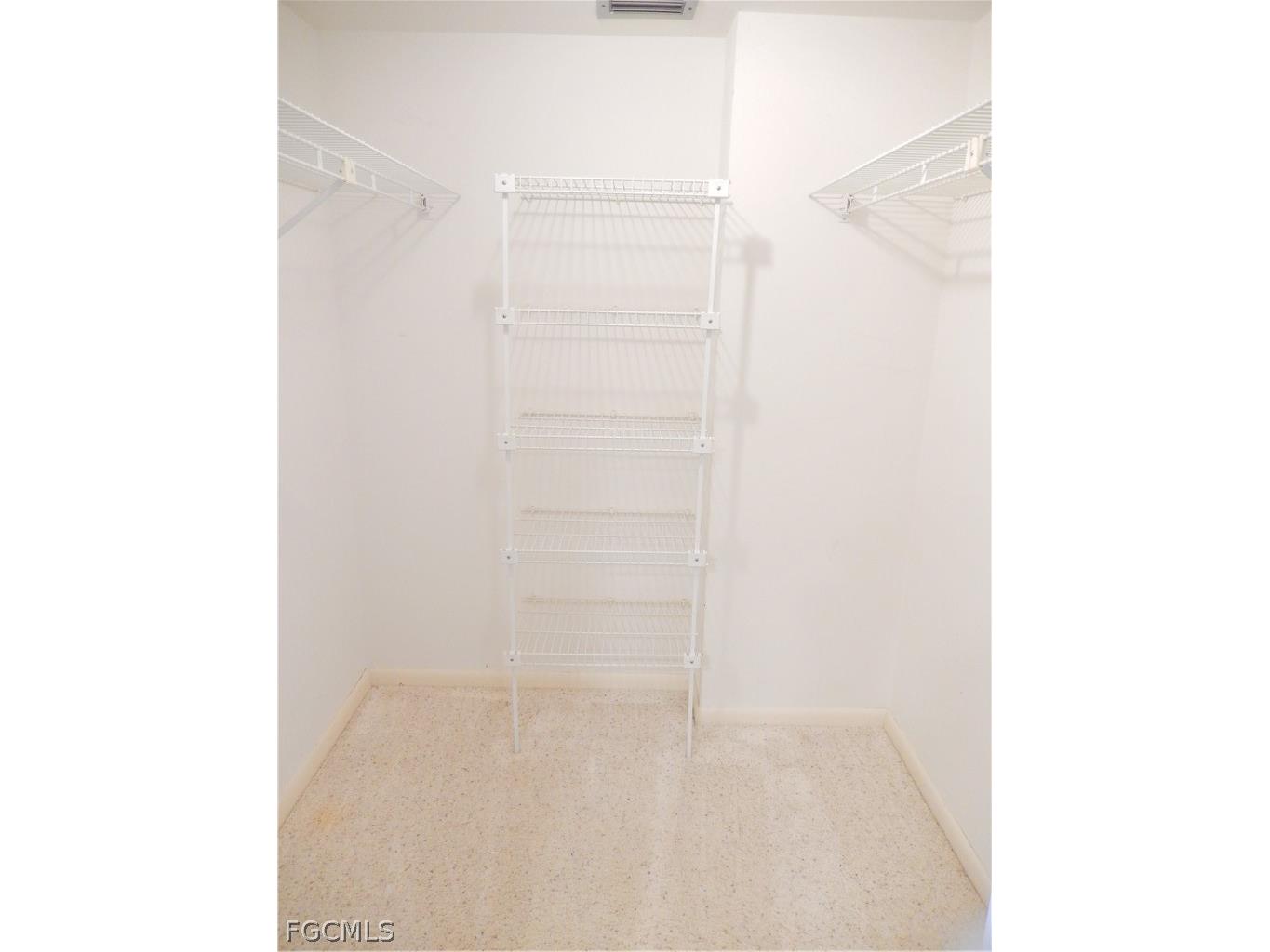 7119 Lakeridge View Court #403 Fort Myers FL 33907 2026010910 image26