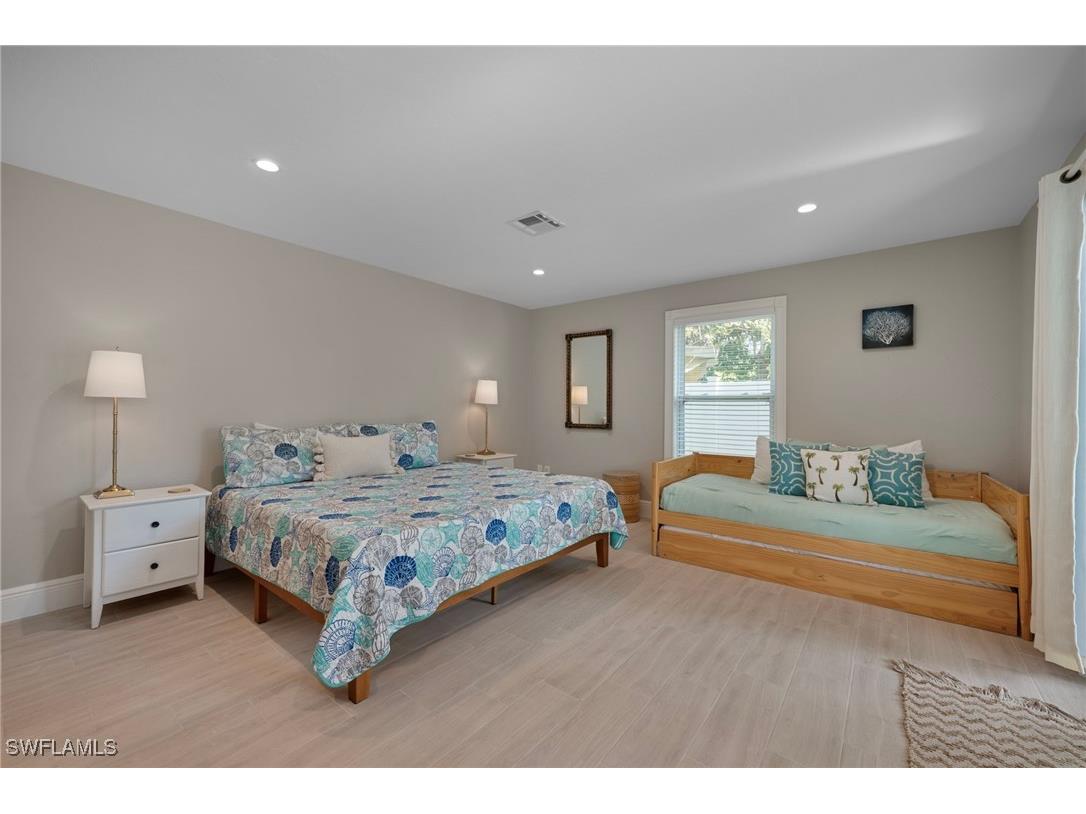 712 110th Avenue N Naples FL 34108 225082750 image10