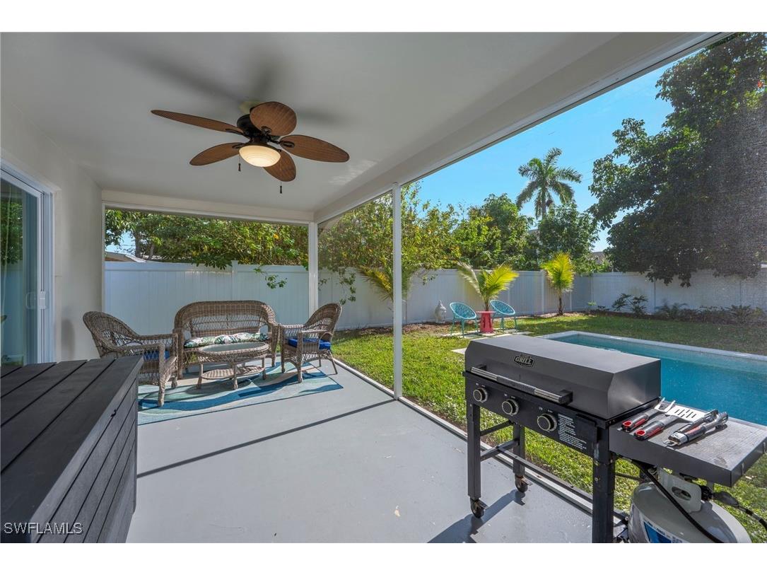 712 110th Avenue N Naples FL 34108 225082750 image4