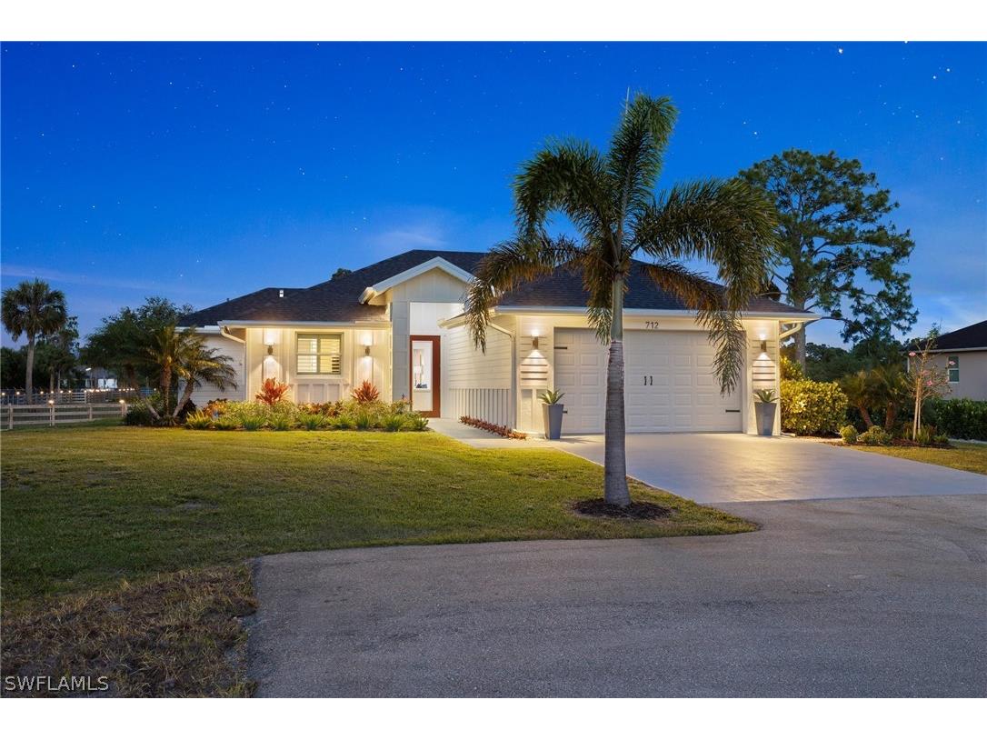 712 25th Street SW Naples FL 34117 224034967 image1
