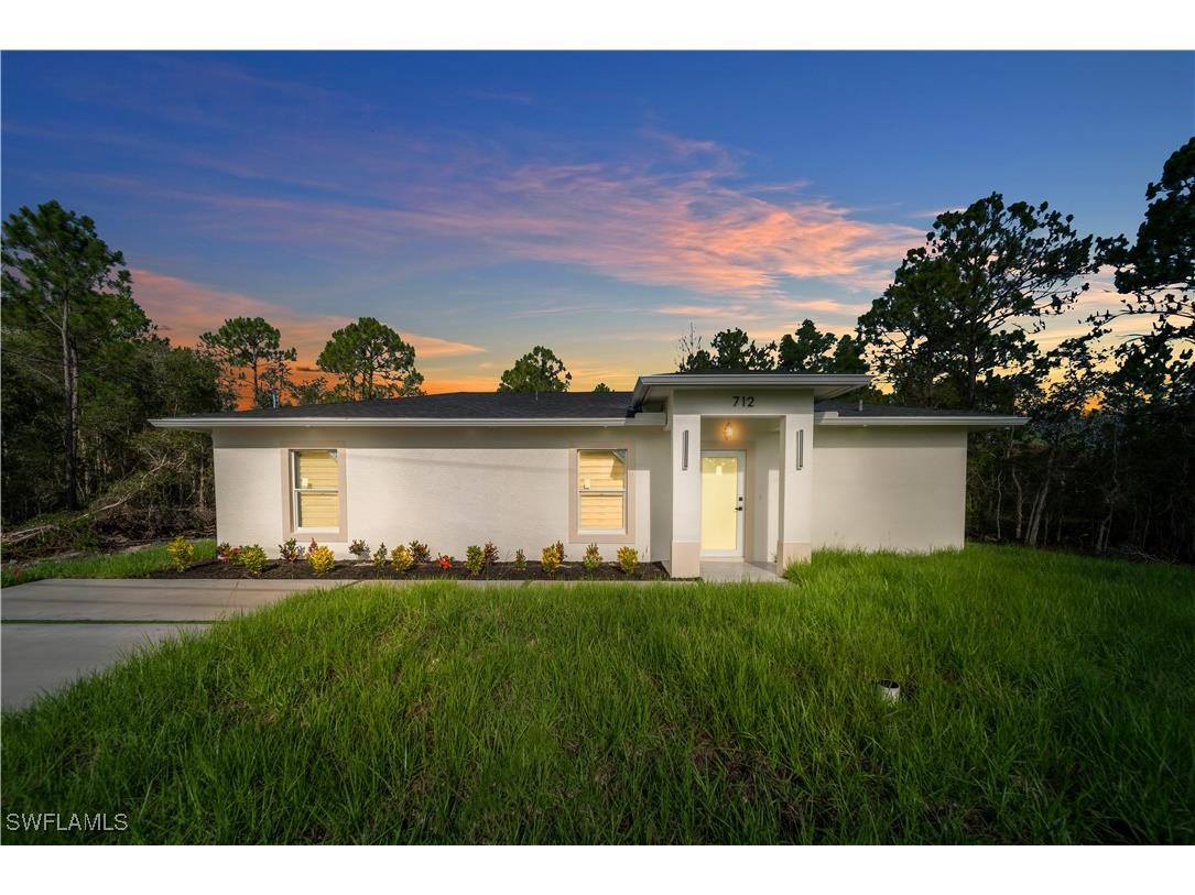 712 Burns Avenue S Lehigh Acres FL 33974 225060956 image1