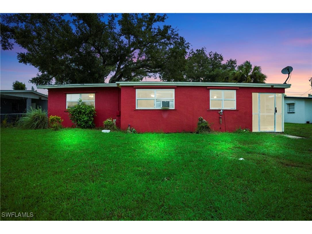 712 Camellia Drive North Fort Myers FL 33903 224071519 image1